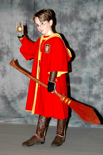 A very young Harry Potter - Norwescon 27 2004